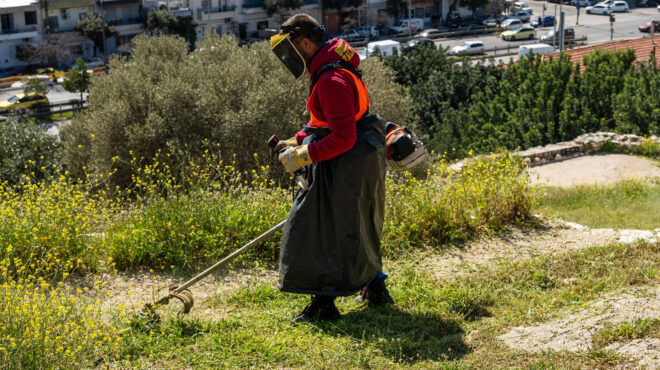 ακαθάριστα-οικόπεδα-ανοικτό-το-σενάρ-564278455