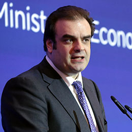 Εντός και Εκτός: Αποχωρήσεις από το κόμμα Καρυστιανού-1
