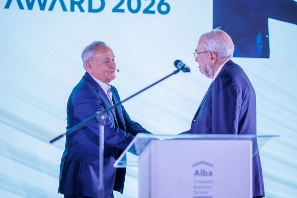 Απονομή του 8ου Alba Business Unusual Award στον Πάνο Γερμανό-1