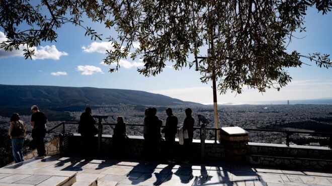 καιρός-μελτέμια-35άρια-και-τοπικά-μπου-564308596