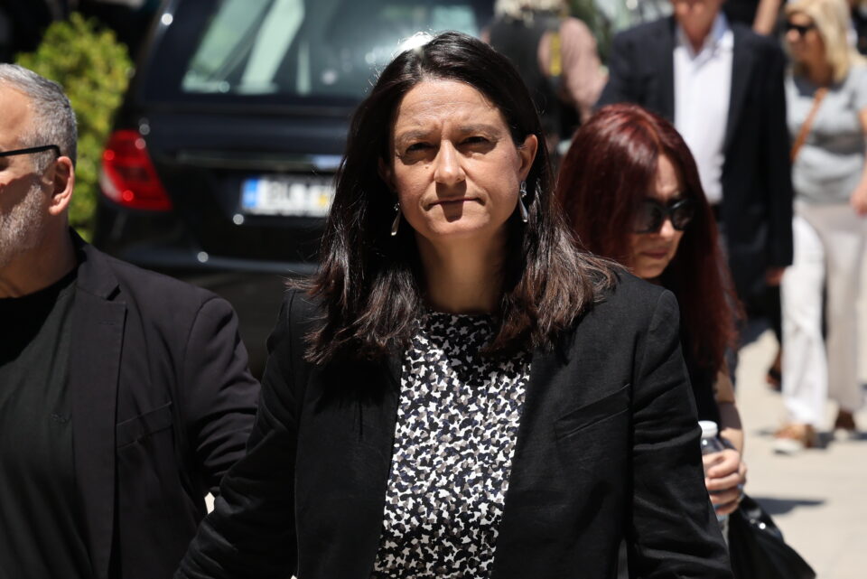 Κόρινθος: Το τελευταίο «αντίο» στον Νίκο Ταγαρά, παρουσία του Κυρ. Μητσοτάκη-6