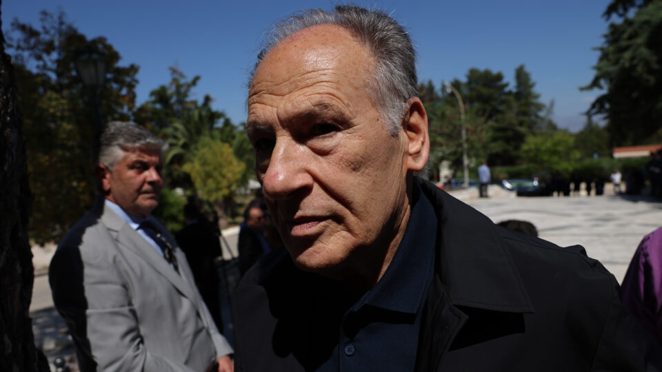 Τελευταίο αντίο στον Γιώργο Σουφλιά [φωτογραφίες]-9