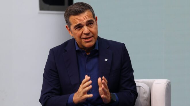 τσίπρας-δωρεάν-μμμ-και-κατάργηση-πανε-564280882