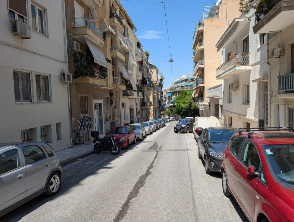 Πόλεις χωρίς πάρκινγκ: Πώς θα μεταμόρφωνε την Κυψέλη η αυτόνομη οδήγηση-2