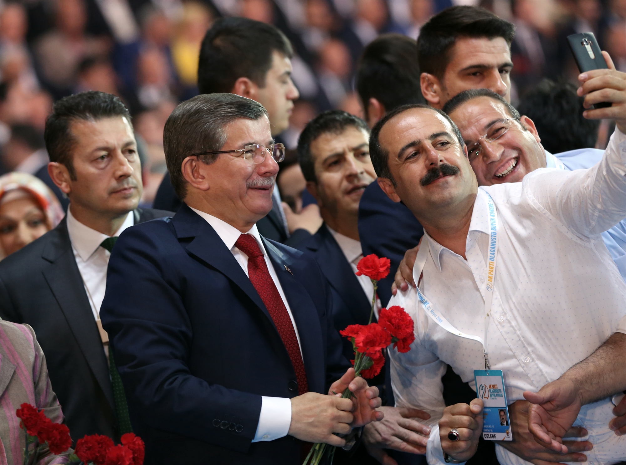 αχμέτ-νταβούτογλου-στην-κ-το-αιγαίο-564282427