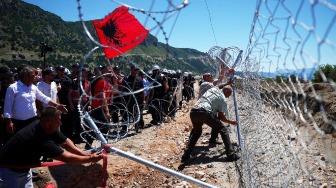 αλβανία-η-μαφία-πίσω-από-τη-μεγάλη-επέν-564287347