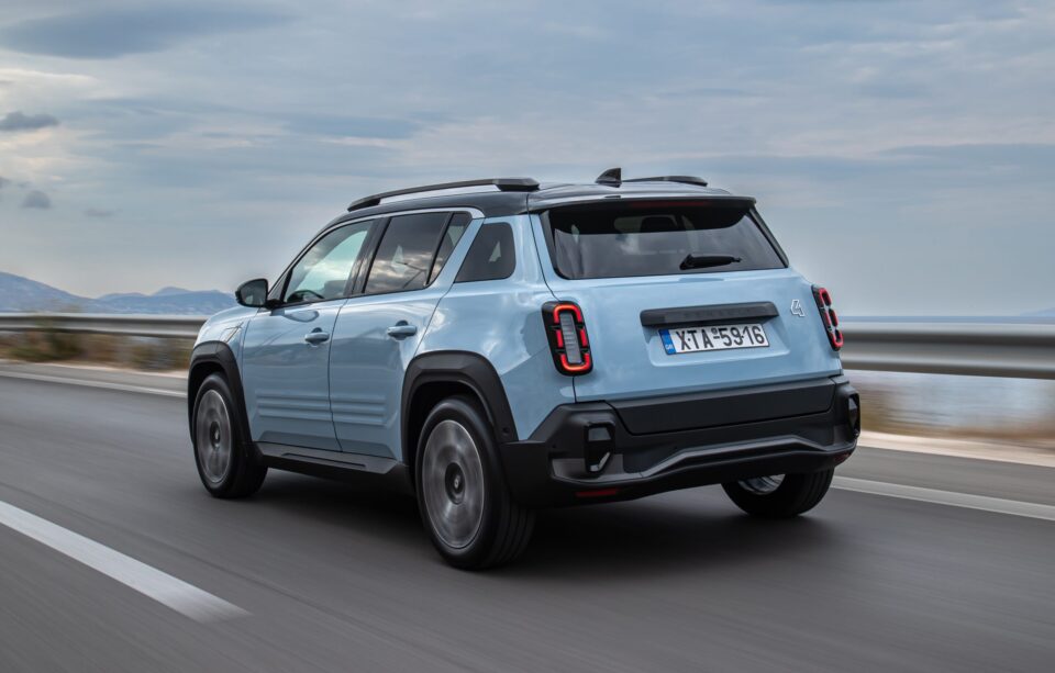 Οδηγούμε στην Ελλάδα το νέο Renault 4 E-Tech Electric-1
