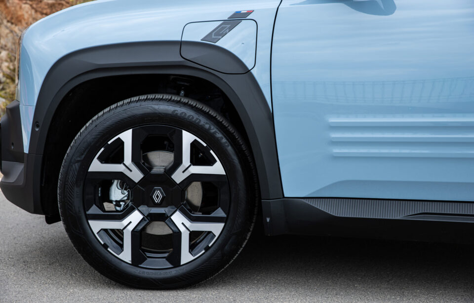 Οδηγούμε στην Ελλάδα το νέο Renault 4 E-Tech Electric-9