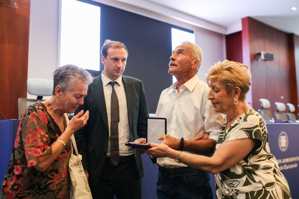 81 χρόνια μετά, η κλεμμένη μνήμη επιστρέφει στις οικογένειες θυμάτων των ναζί-6