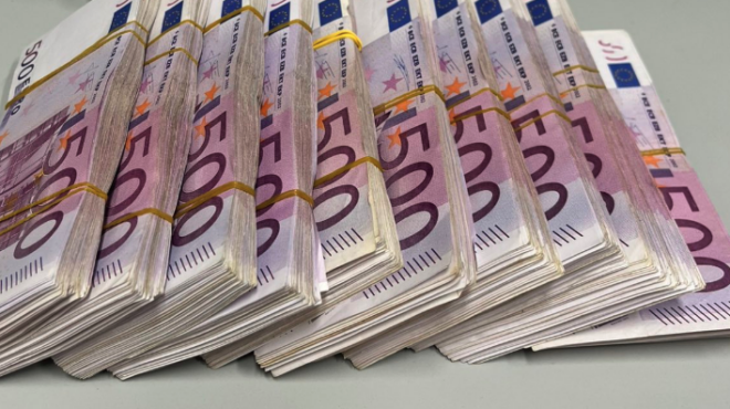 ελ-βενιζέλος-επιβάτης-έφερε-μισό-εκ-564260530