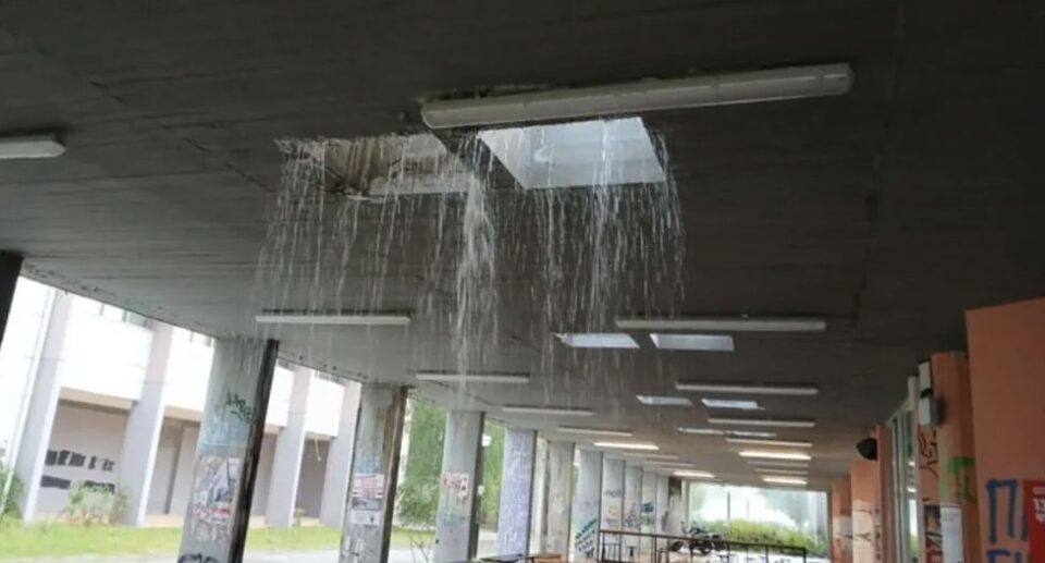 Σφοδρή χαλαζόπτωση σάρωσε τα Ιωάννινα (βίντεο)-1