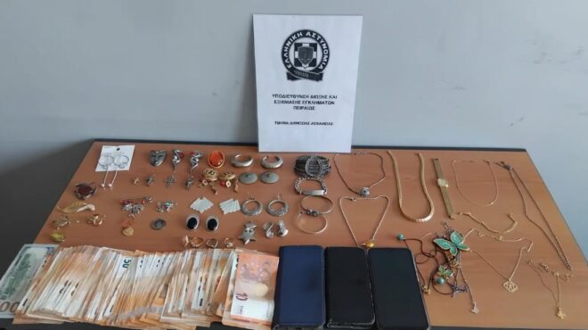είχαν-βγάλει-690-000-ευρώ-με-τηλεφωνικές-απά-564294841