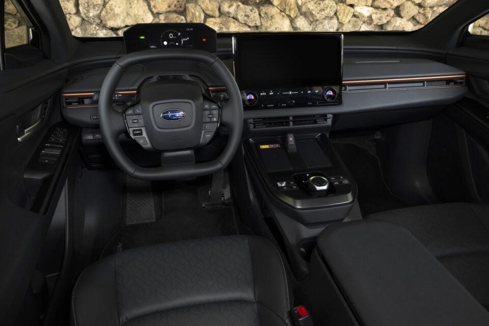 Οδηγούμε το Subaru Uncharted-3