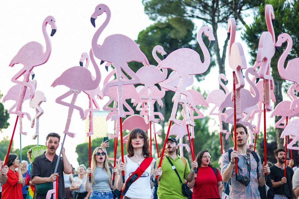 Διαβάστε στην «Καθημερινή της Κυριακής»-3