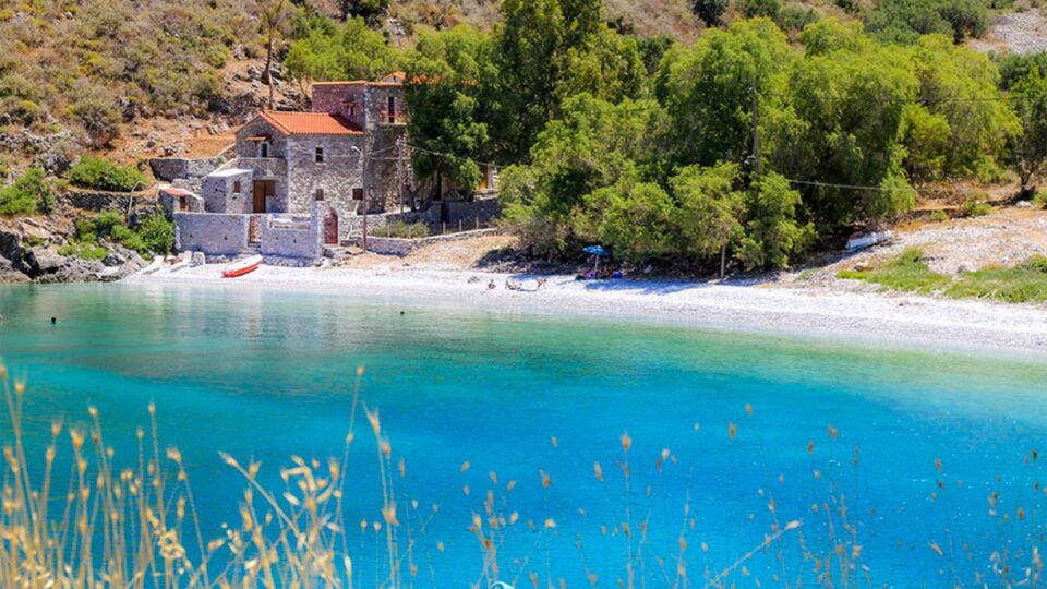 Τρεις αφορμές για παράκαμψη στην προσηλιακή Μάνη αυτό το καλοκαίρι -7