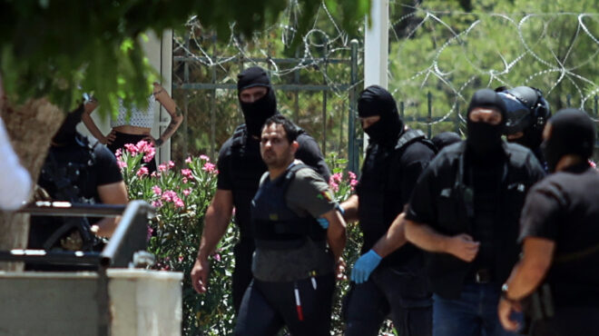 ο-σταθμάρχης-της-χαμάς-και-το-αυτοσχέδ-564282436
