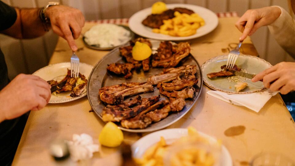 8 ταβέρνες ό,τι πρέπει για μεσημέρι Κυριακής-19
