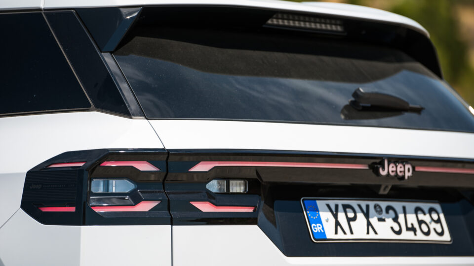 Δοκιμή: Νέο Jeep Compass e-Hybrid με 145 ίππους-3