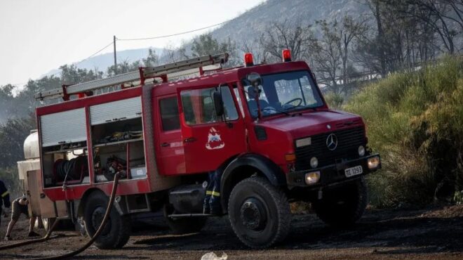 υπό-μερικό-έλεγχο-τέθηκε-η-φωτιά-στη-ρό-564312346