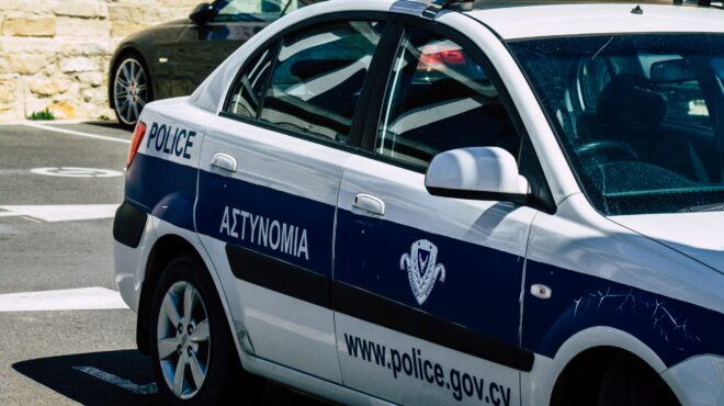 βαριές-σκιές-διαφθοράς-στην-κύπρο-564287683