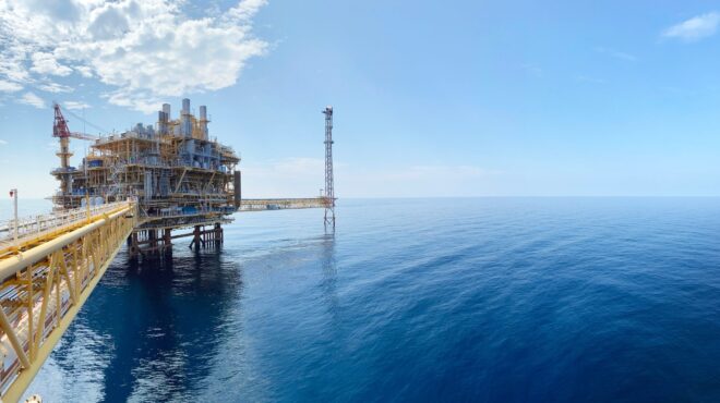 κοιτάσματα-πράσινο-για-τη-chevron-στο-block-10-564285949