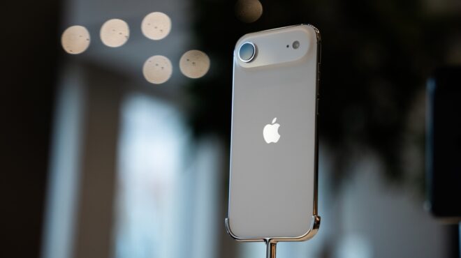 το-iphone-και-η-προφητεία-του-στιβ-τζομπς-564302602