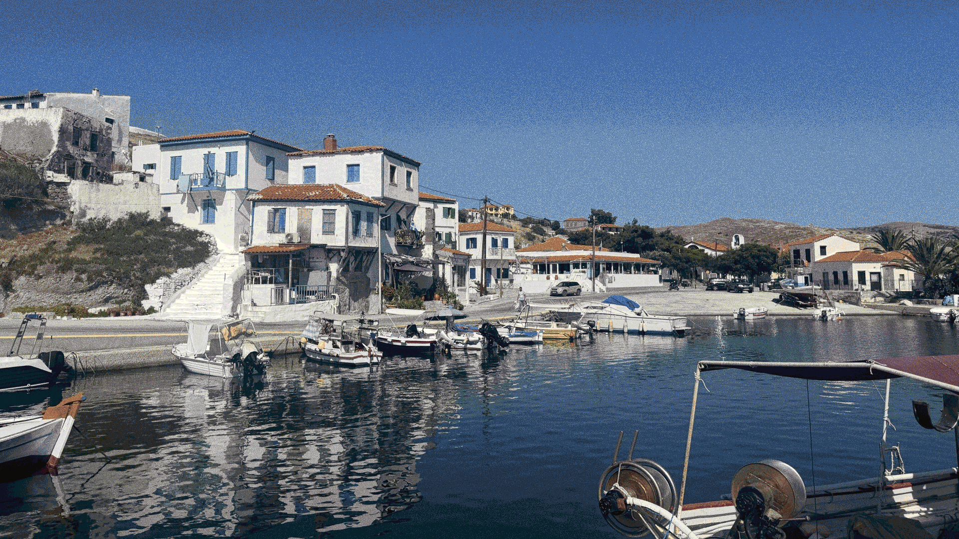οι-άνθρωποι-που-κρατούν-τον-αη-στράτη-ζ-564336583