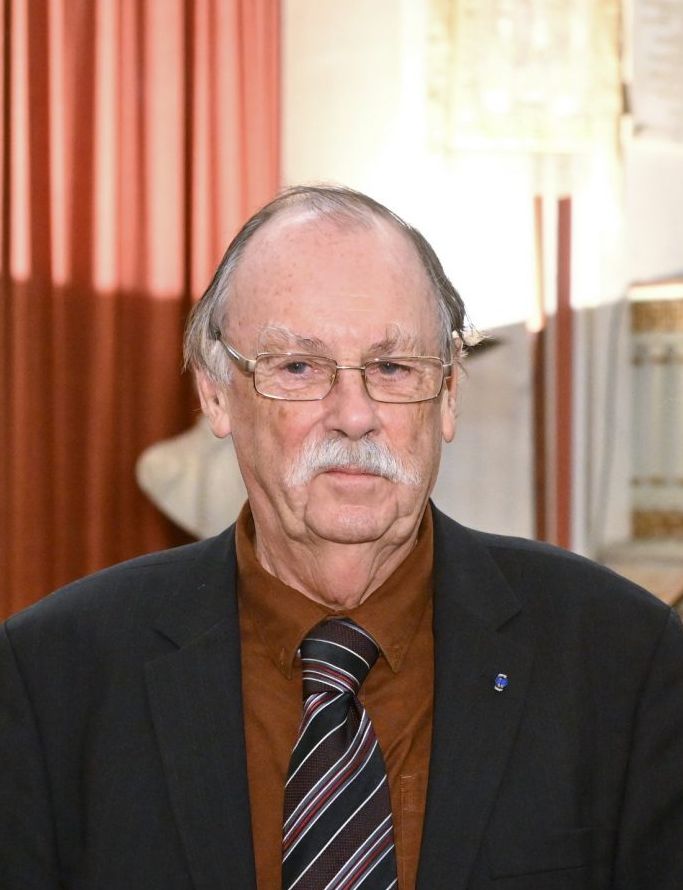 Ρόντρικ Μπίτον στην «Κ»: Η Ευρώπη από τον Μαραθώνα στη Μαριούπολη-1