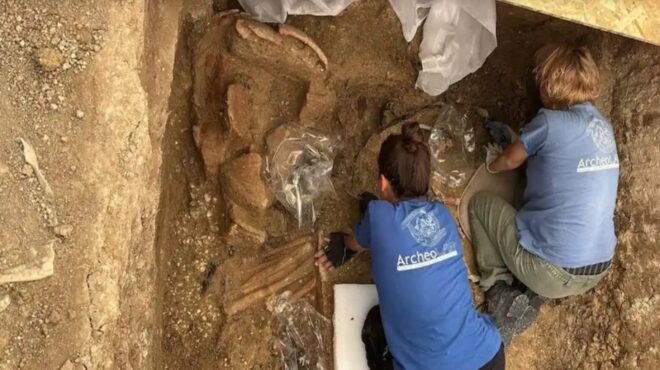 ιταλία-ανακαλύφθηκε-τάφος-πρίγκιπα-π-564332776