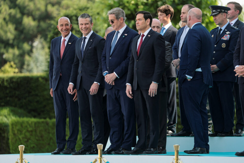 Τραμπ: Πυρά κατά συμμάχων και υποσχέσεις στην Τουρκία-1