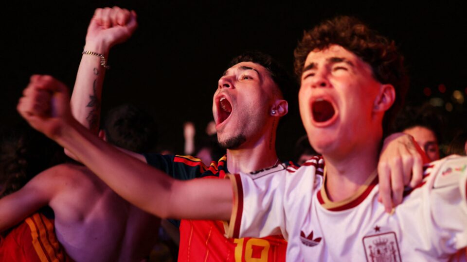 Μουντιάλ 2026: Στους δρόμους οι Ισπανοί – Ολονύχτιοι πανηγυρισμοί από Μαδρίτη έως Βαρκελώνη-9