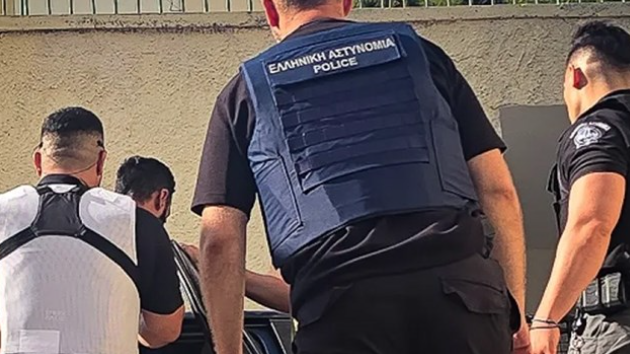 σύρος-το-μαχαίρι-τρύπησε-τον-πνεύμον-564369118