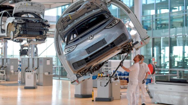 περικοπή-50-000-θέσεων-εργασίας-στη-vw-564342238