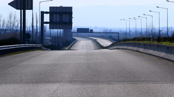 ε65-ευρωπαϊκός-αυτοκινητόδρομος-με-ελλ-564342922