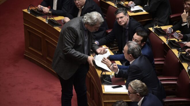 τώρα-ο-συριζα-θα-γίνει-ζούγκλα-564336343