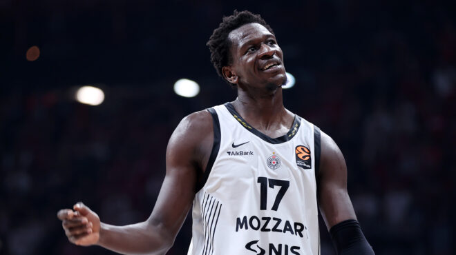 παίκτης-του-παναθηναϊκού-ο-μπόνγκα-564329806