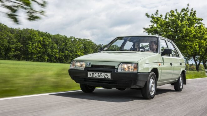 favorit-το-πρώτο-σύγχρονο-skoda-πλησιάζει-τα-40-χρό-564330346