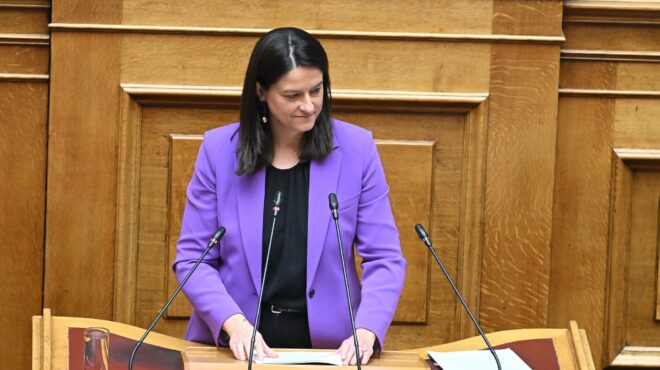 κεραμέως-καταργείται-η-περικοπή-συντ-564320839