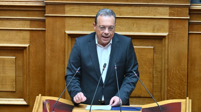σύγκρουση-συριζα-με-φάμελλο-ρήξη-με-πρ-564359377