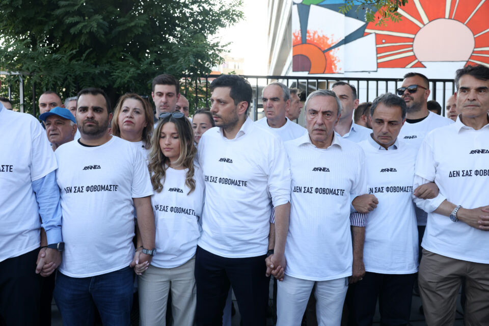 «Δεν σας φοβόμαστε»: Συγκέντρωση στο «Ιπποκράτειο» για τον θάνατο της Βάγιας Νέστορα-2