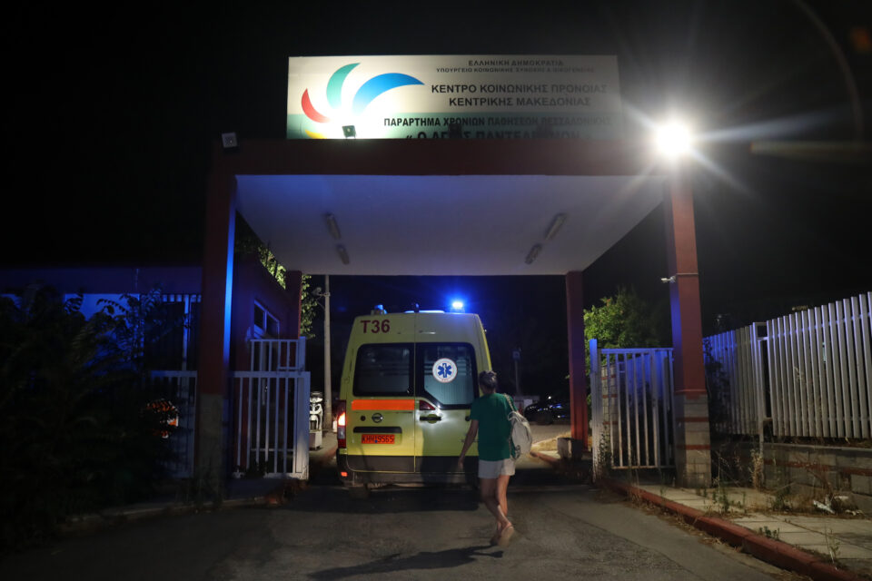 Ωραιόκαστρο Θεσσαλονίκης: Ολονύχτια μάχη με τις φλόγες-7