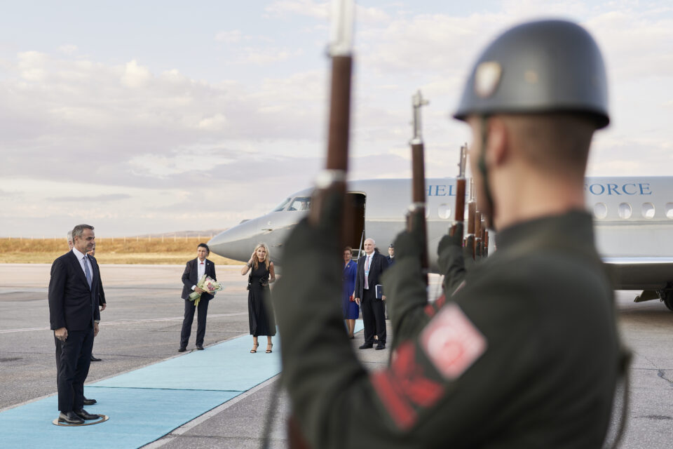 Στην Αγκυρα ο Μητσοτάκης: Η υποδοχή Ερντογάν στο Λευκό Παλάτι (βίντεο)-3
