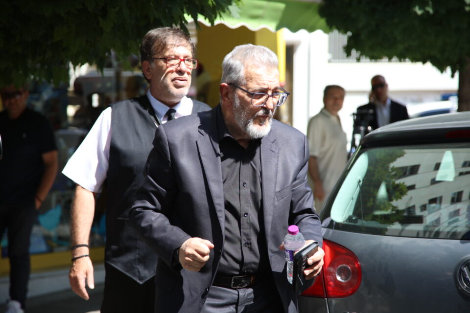 «Ανθρωποι σκοτεινοί βύθισαν την οικογένεια σε ένα βαθύ πηγάδι πένθους» – Ολοκληρώθηκε η εξόδιος ακολουθία της Βάγιας Νέστορα-3