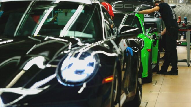 βουτιά-πωλήσεων-για-την-porsche-το-α΄-εξάμη-564335806