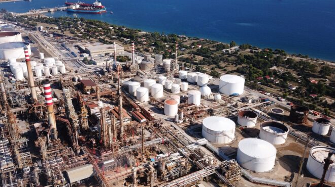 υπό-τον-έλεγχο-του-ομίλου-motor-oil-περνάει-η-nova-ict-564358501