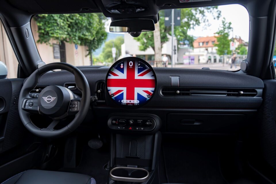 Αποστολή στην Αυστρία: Αποκάλυψη για το MINI Cooper Oxford Edition-3