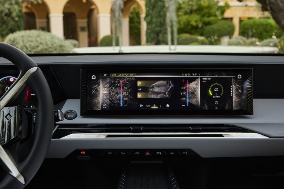 DS N°7: Οδηγούμε το νέο premium SUV της DS-2