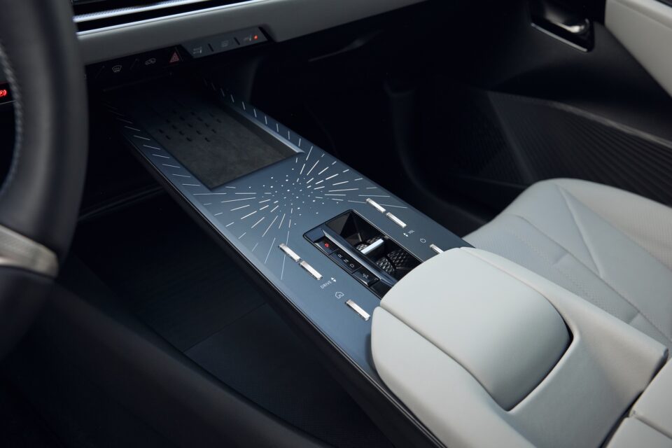 DS N°7: Οδηγούμε το νέο premium SUV της DS-6