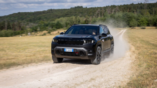 οδηγούμε-στη-γερμανία-τα-jeep-compass-phev-4xe-564346171