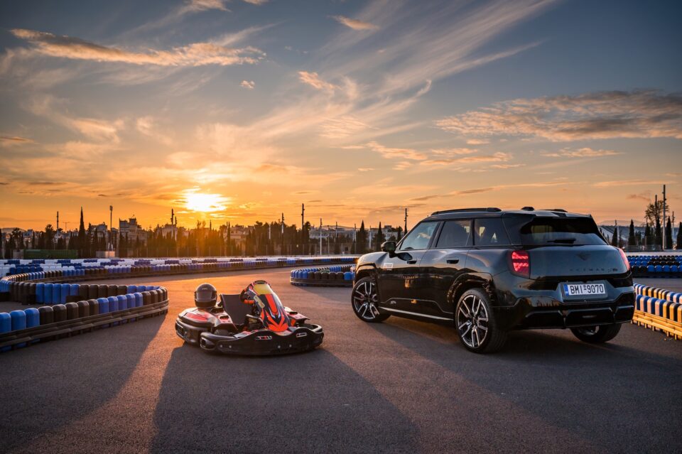 Με MINI JCW Aceman στη νέα πίστα ηλεκτρικών kart της Αθήνας-6